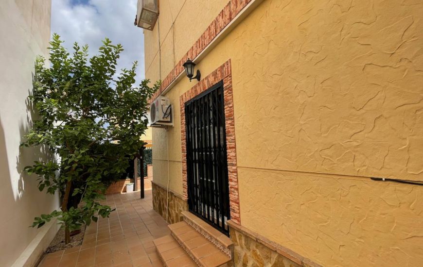 Sale - Villa - Algorfa