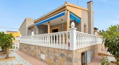 Villa - Sale - Torrevieja - Torrevieja
