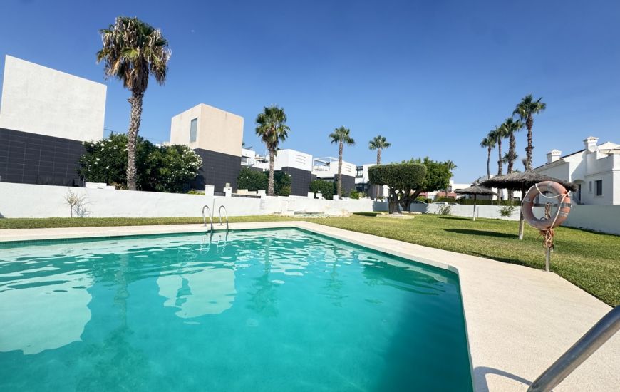 Venta - Villa - Villamartin