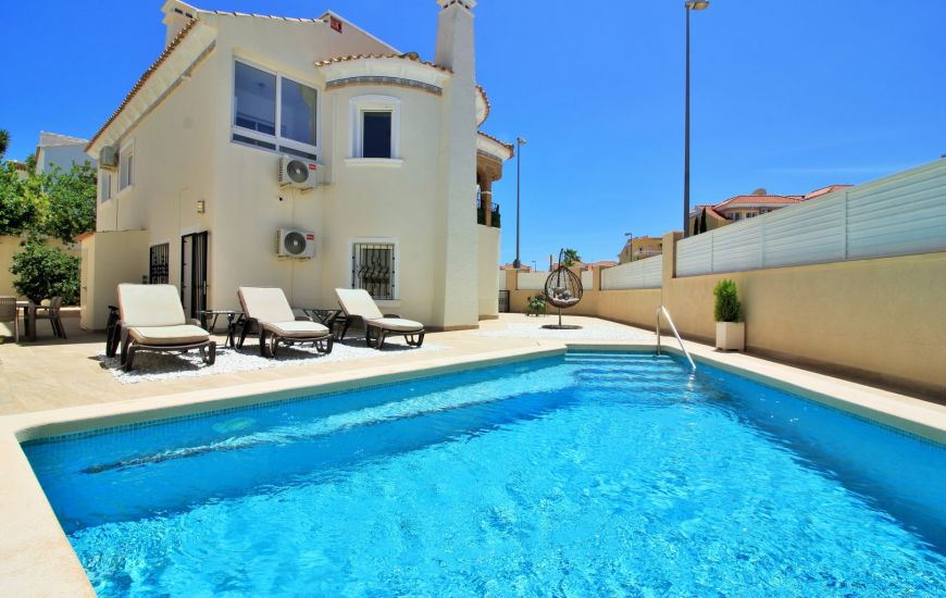Venta - Villa - Villamartin