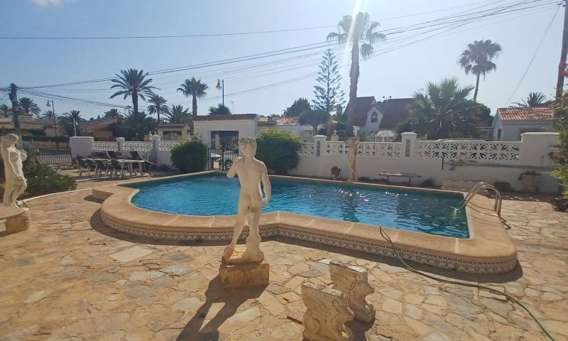 Sale - Villa - Torrevieja