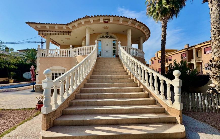 Sale - Villa - Benferri