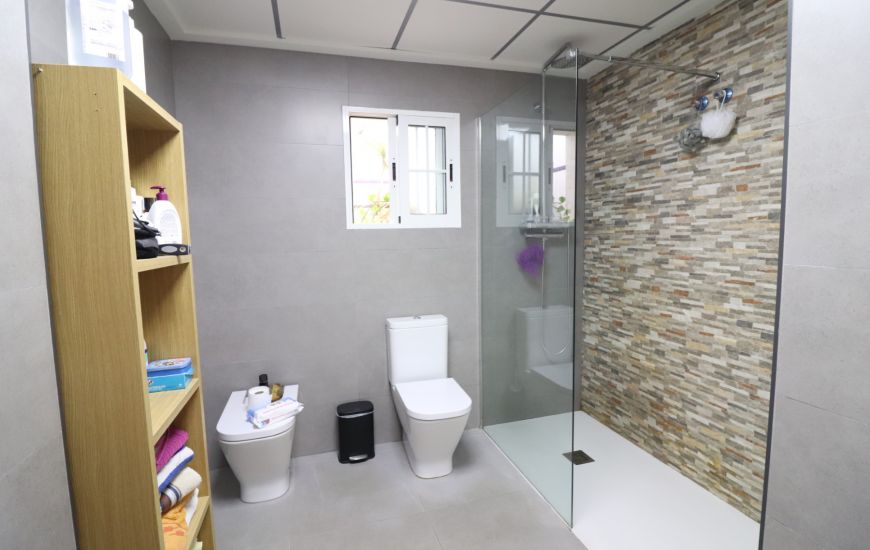 Venta - Villa - Almoradi