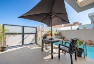 Sale - Villa - Villamartin