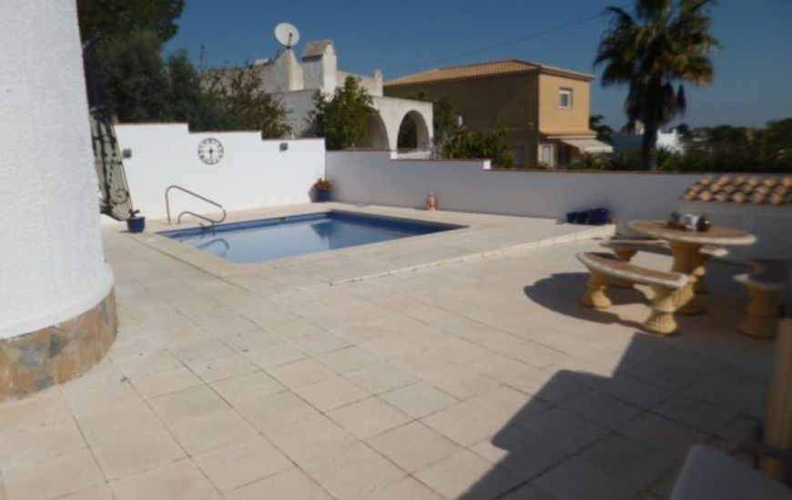 Sale - Villa - Villamartin