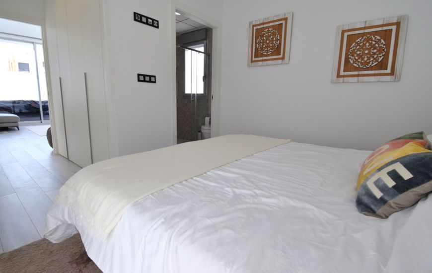 Sale - Villa - Orihuela Costa