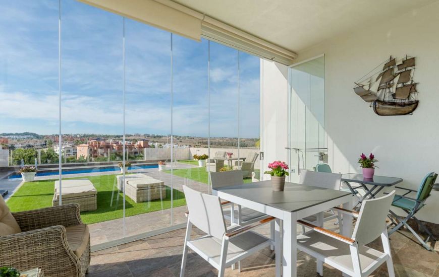 Sale - Villa - Villamartin
