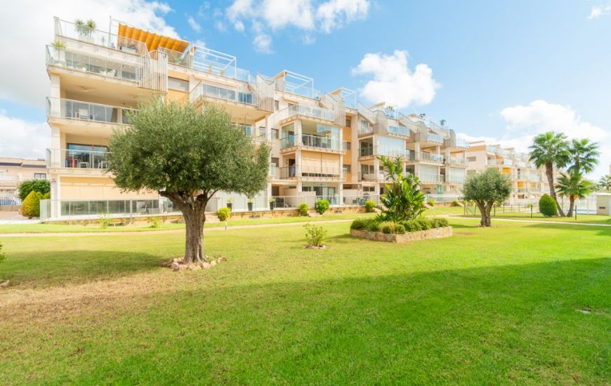 Sale - Apartments - Villamartin