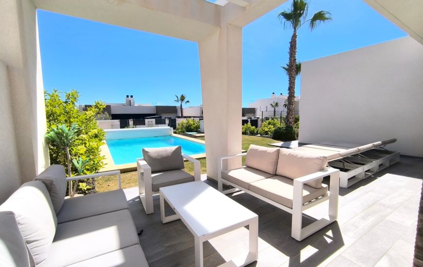 Sale - Villa - Algorfa