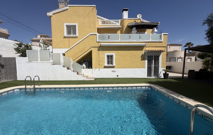 Venta - Villa - Villamartin