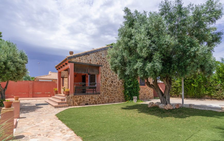 Venta - Villa - La Zenia